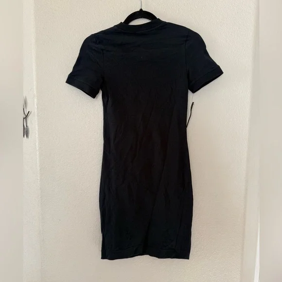 NWT Nike Air Black Tight Fit Mini Dress Size XS - Picture 2 of 4